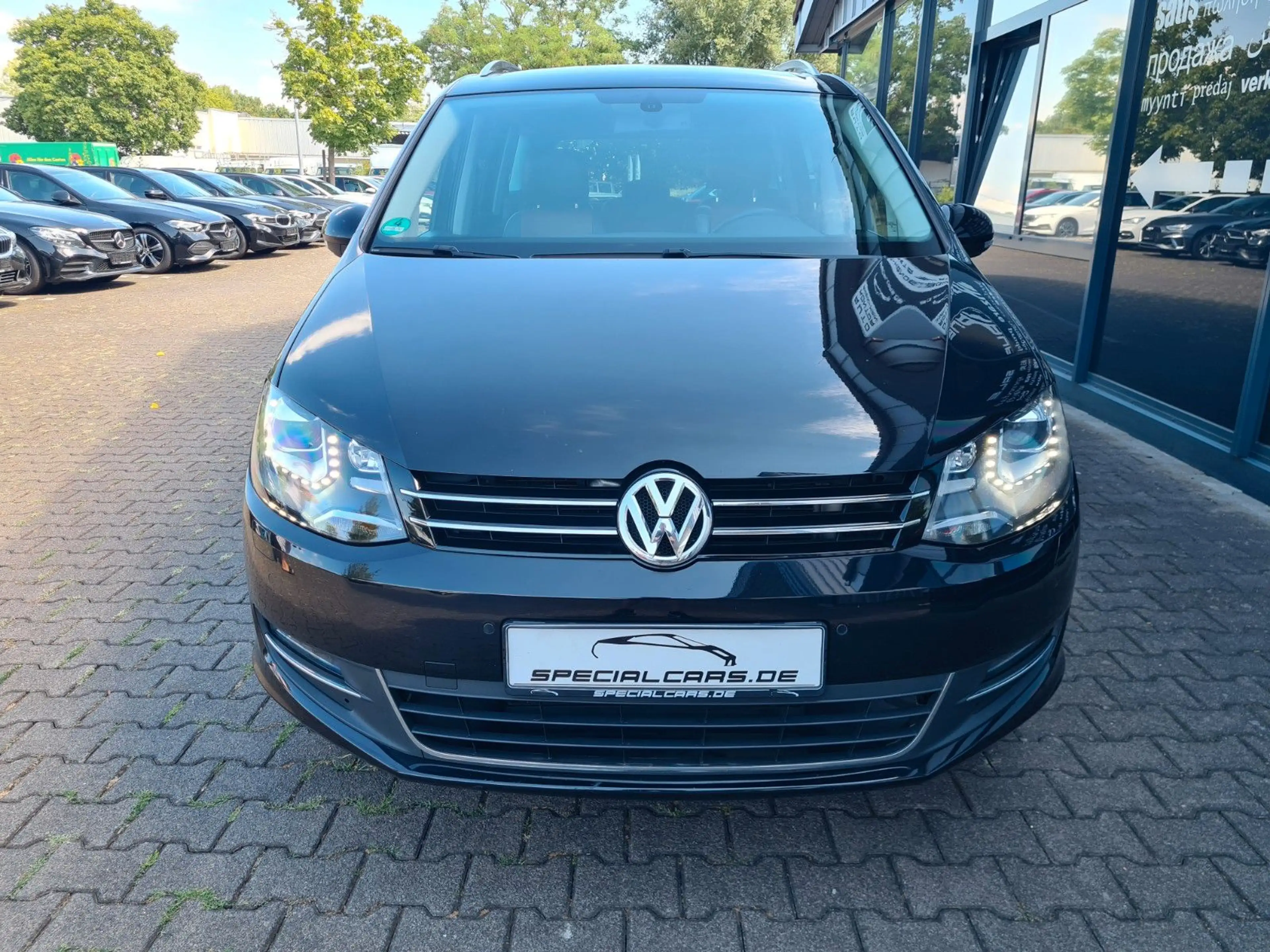 Volkswagen Sharan Highline 2.0 TSi DSG - 7 SITZER - eTüren — photo 2