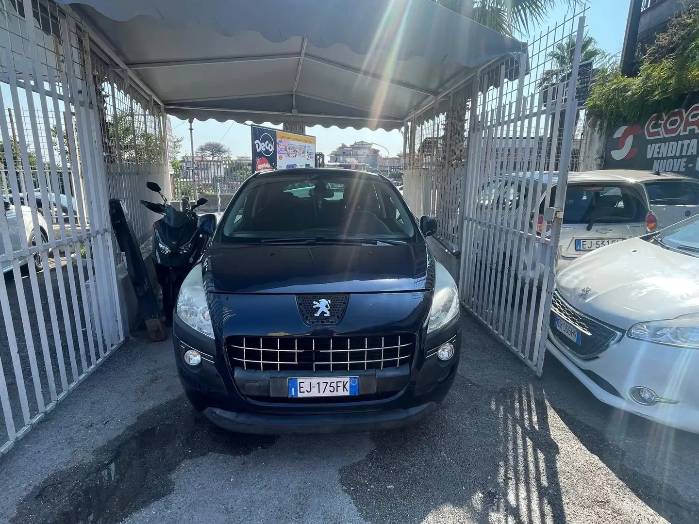 Peugeot 3008 3008 I 1.6 hdi 8v Business 112cv robot Blu/Azzurro - 2