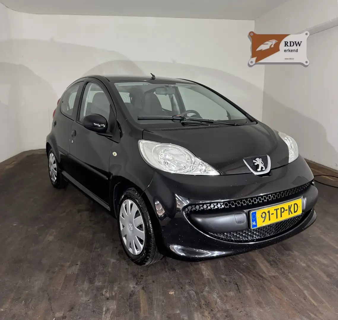 Peugeot 107 1.0-12V XS, AIRCO, NEW APK, Elek. ramen Zwart - 1