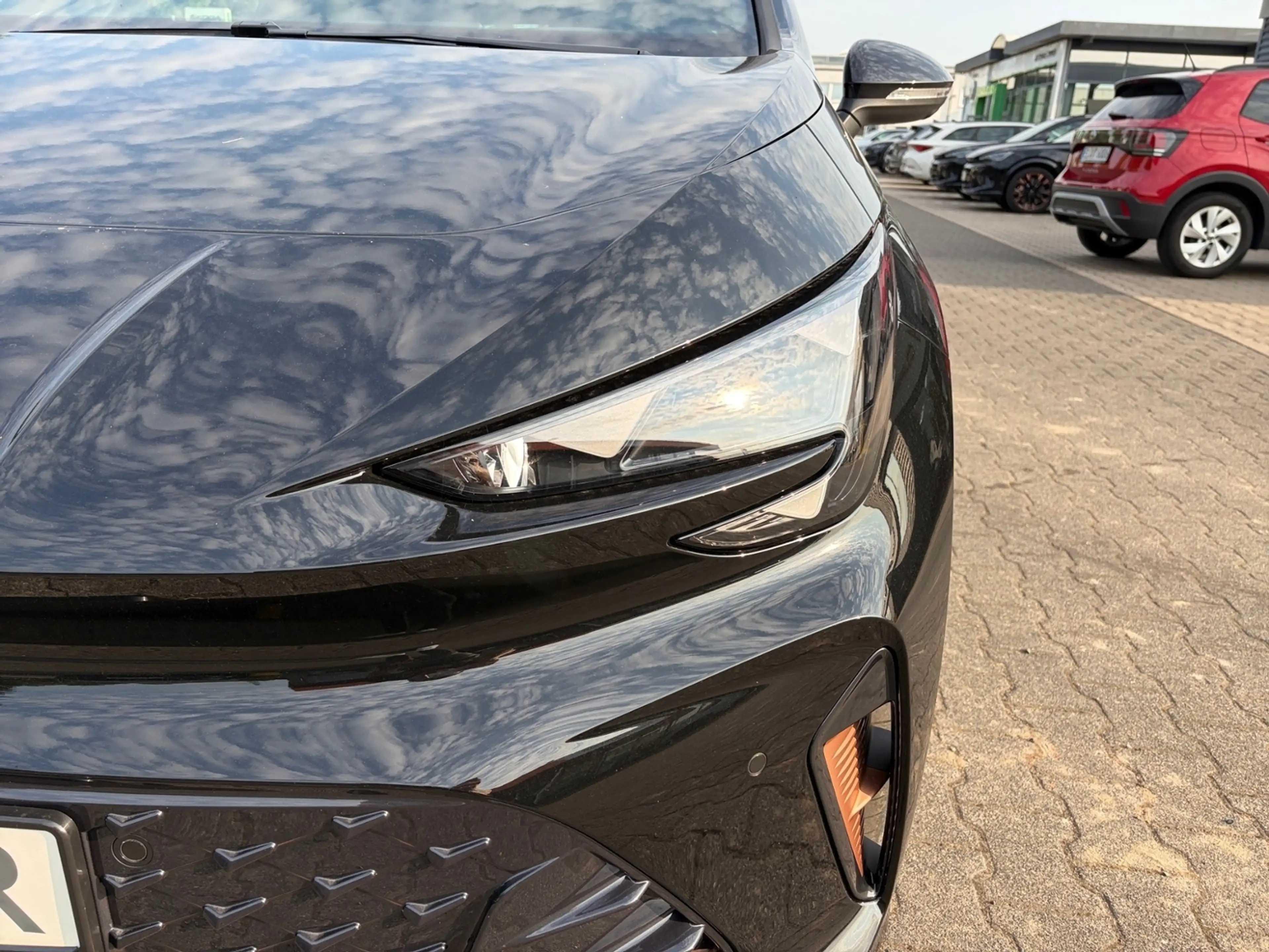 CUPRA Born VZ 240KW (326PS)*DSG*AHK*NAVI*HEAD-UP*SENNHEISER* — photo 5
