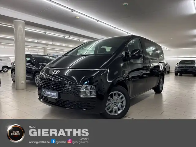 Hyundai STARIA Trend Hybrid Automatik Navi Leder Digitales Cockpi