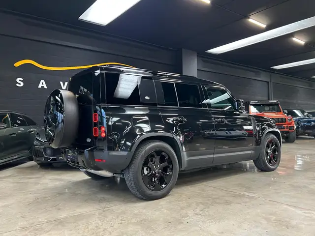 Land Rover Defender view 8
