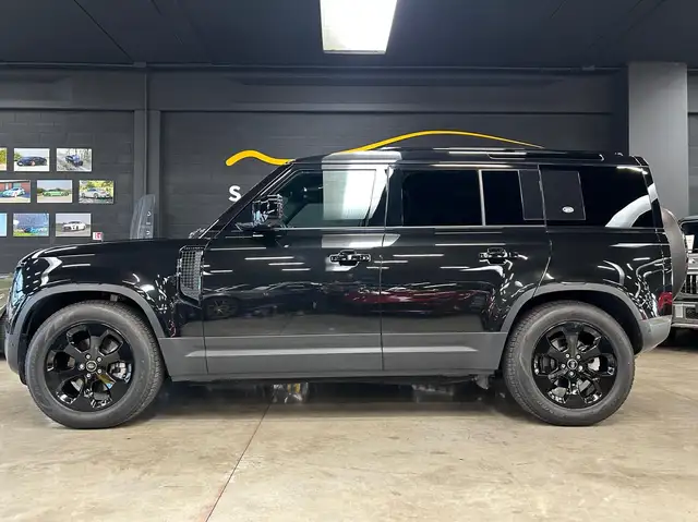 Land Rover Defender view 6