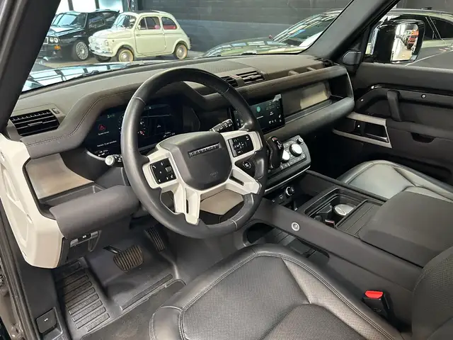 Land Rover Defender view 11
