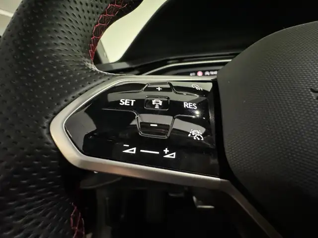 Volkswagen Polo view 12