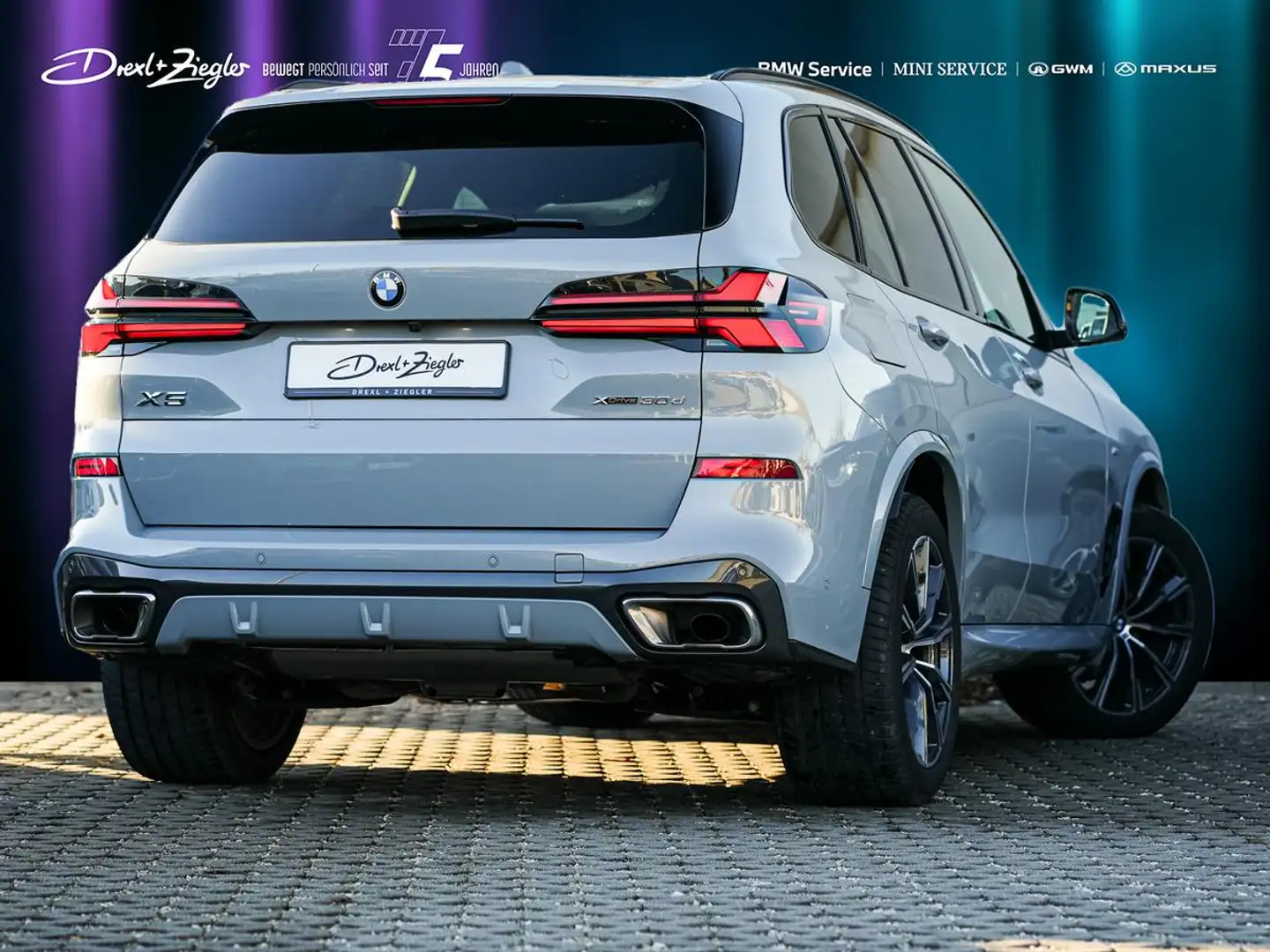 BMW X5 xDrive30d M-Sport 20" AHK ACC H&K KoZg K360° Grau - 2