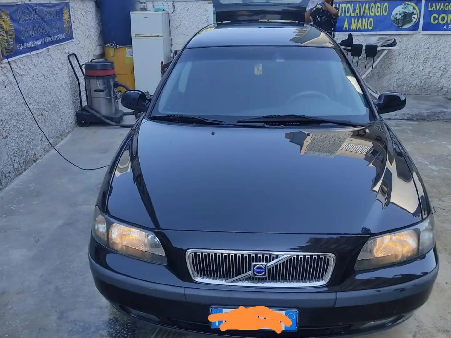 Volvo V70 V70 2.4 D5 awd Nero - 2