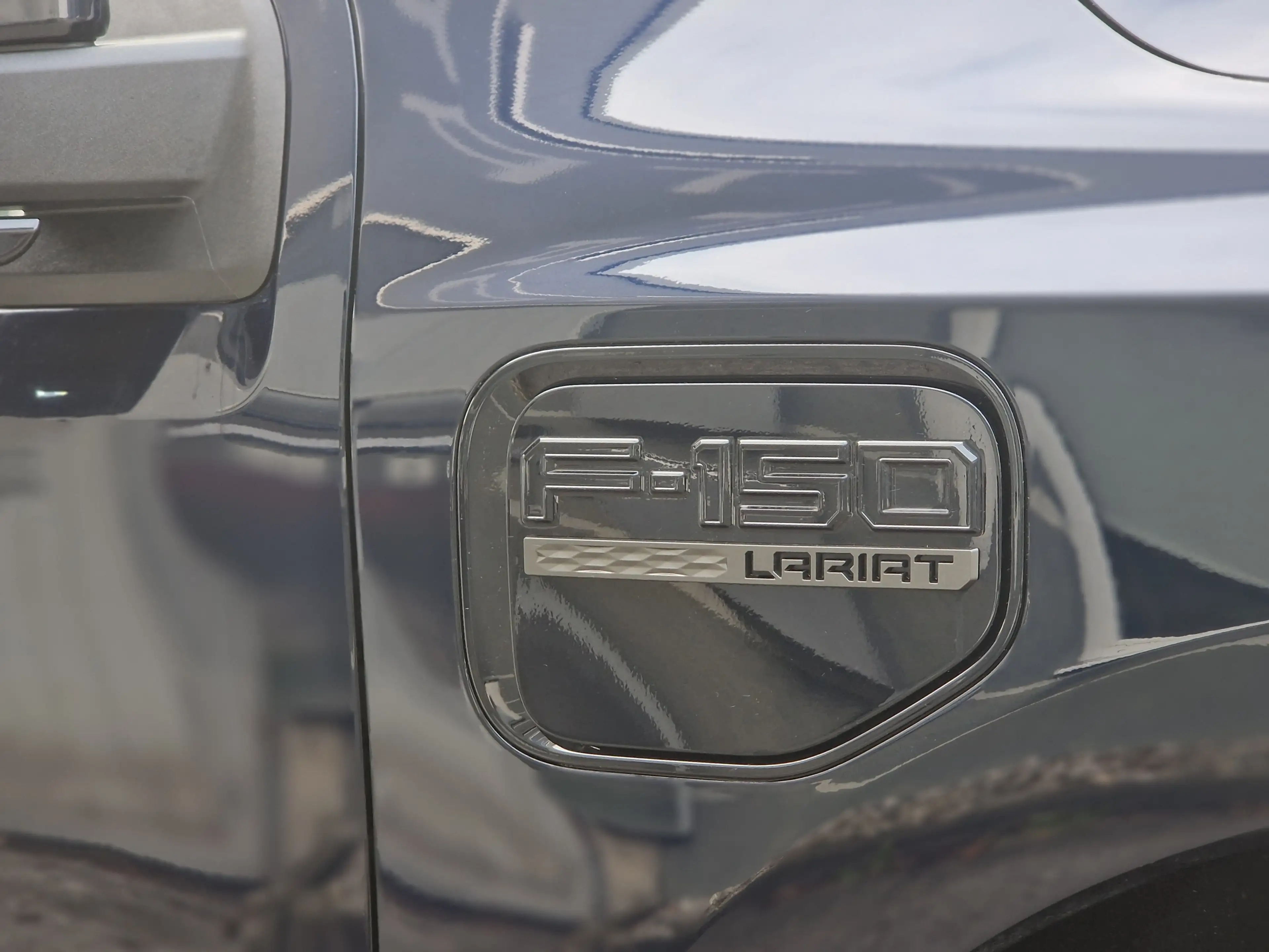 Ford F 150 Lightning LARIAT 133kWh 0% Finanzierung 750-/Monat — photo 9