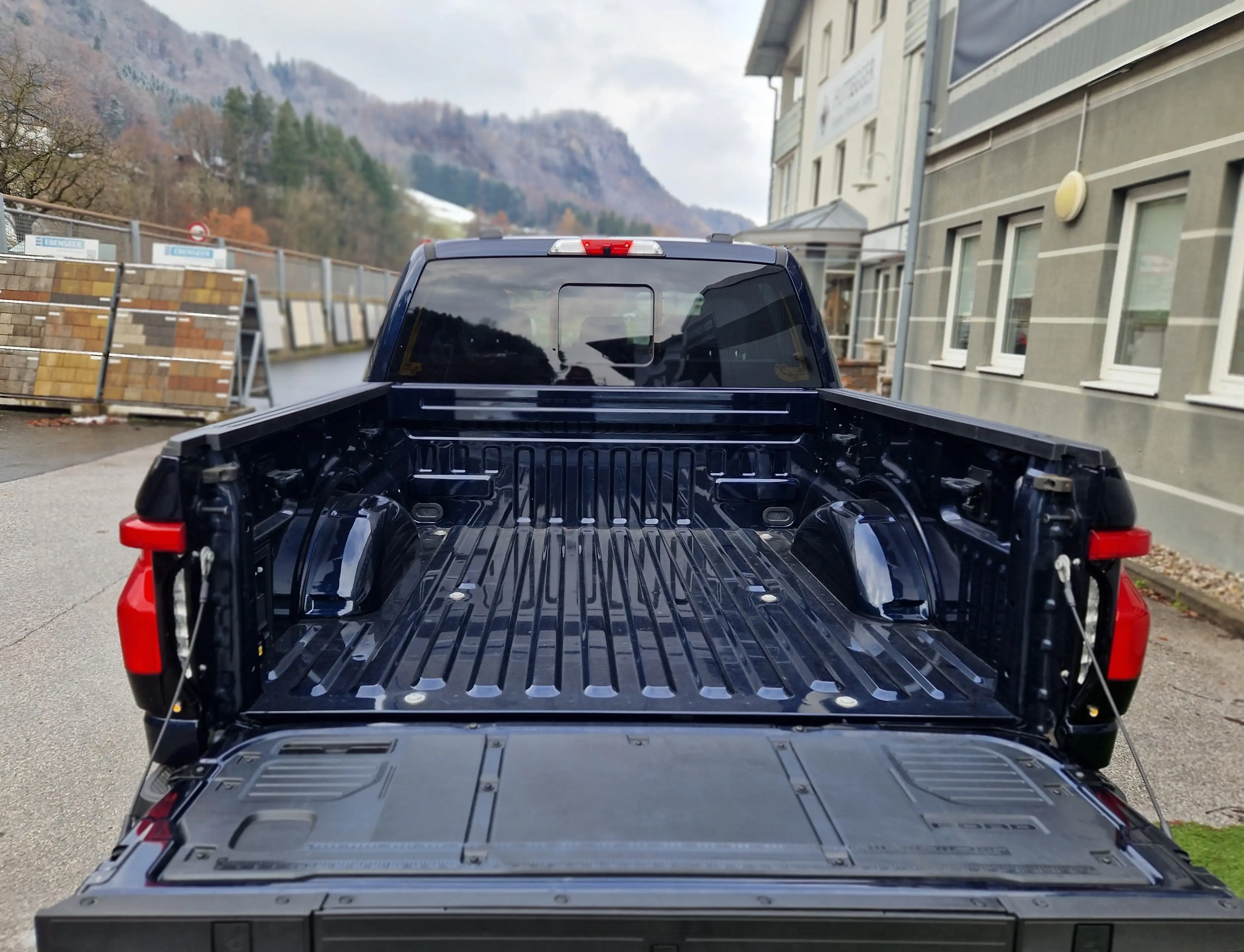 Ford F 150 Lightning LARIAT 133kWh 0% Finanzierung 750-/Monat — photo 12