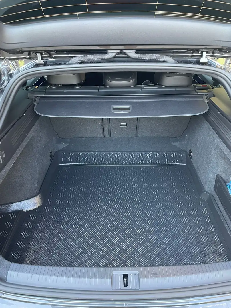 Volkswagen Arteon Arteon SB 2.0 TDi SCR R-Line Business DSG Gris - 2
