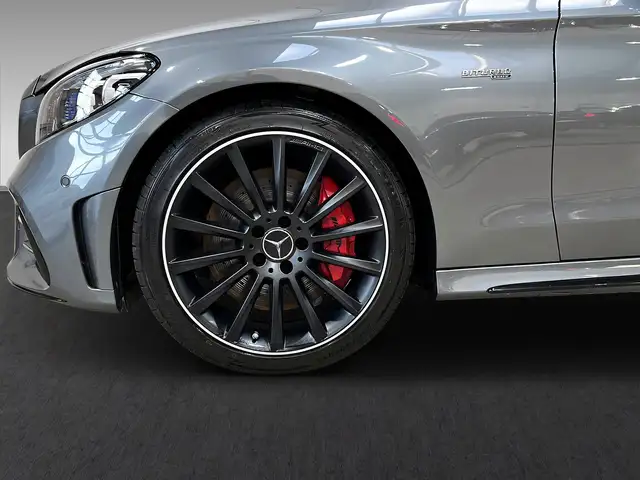 Mercedes-Benz C view 5
