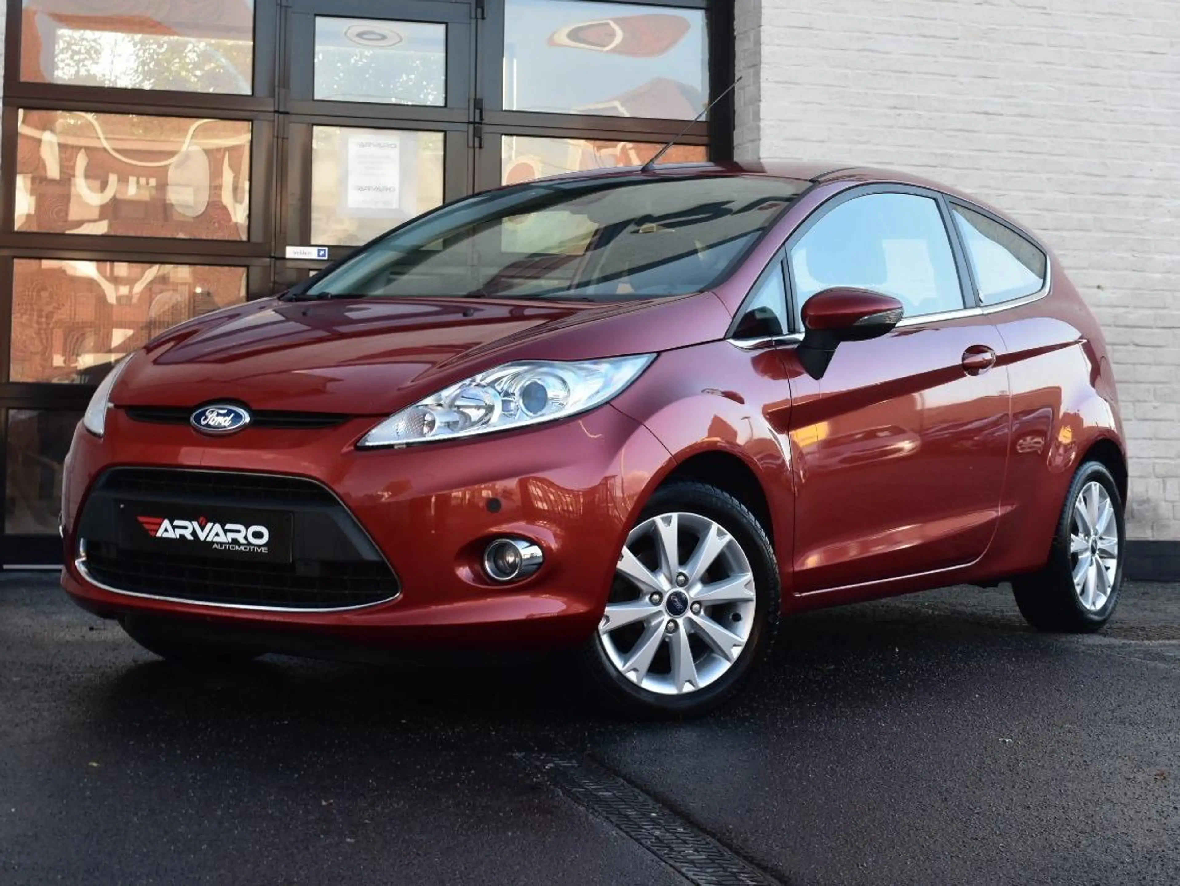 Ford Fiesta 1.25i Ghia Xenon / PDC / Airco / Topstaat / Garantie — photo 2