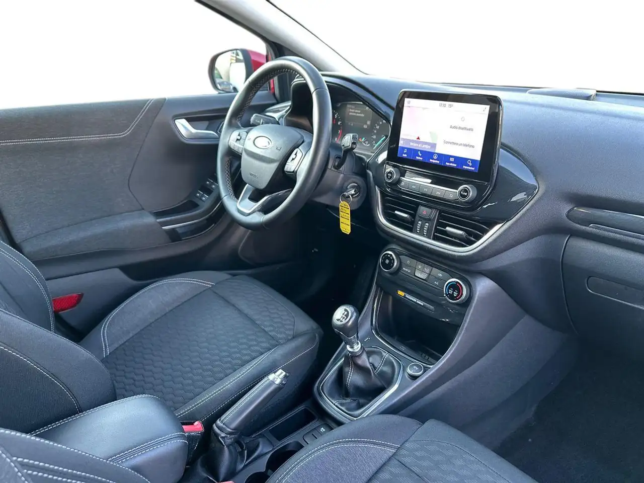 Ford Puma 1.0 EcoBoost Hybrid Titanium, миниатюра 15
