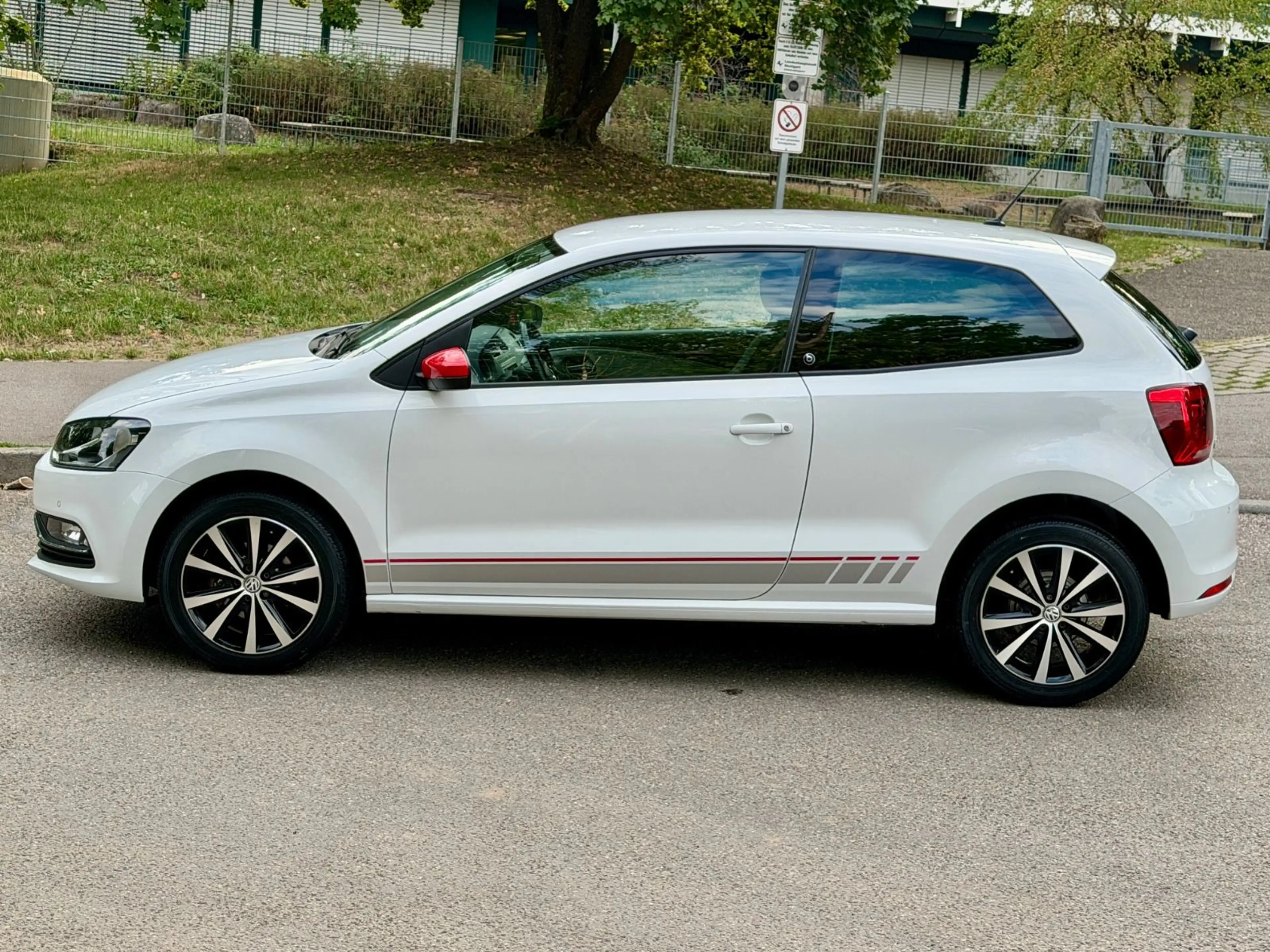 Volkswagen Polo V 1.0 MPI*BEATS*PDC V+H*TEMP*TOUCH*BT*KLIMA — photo 11