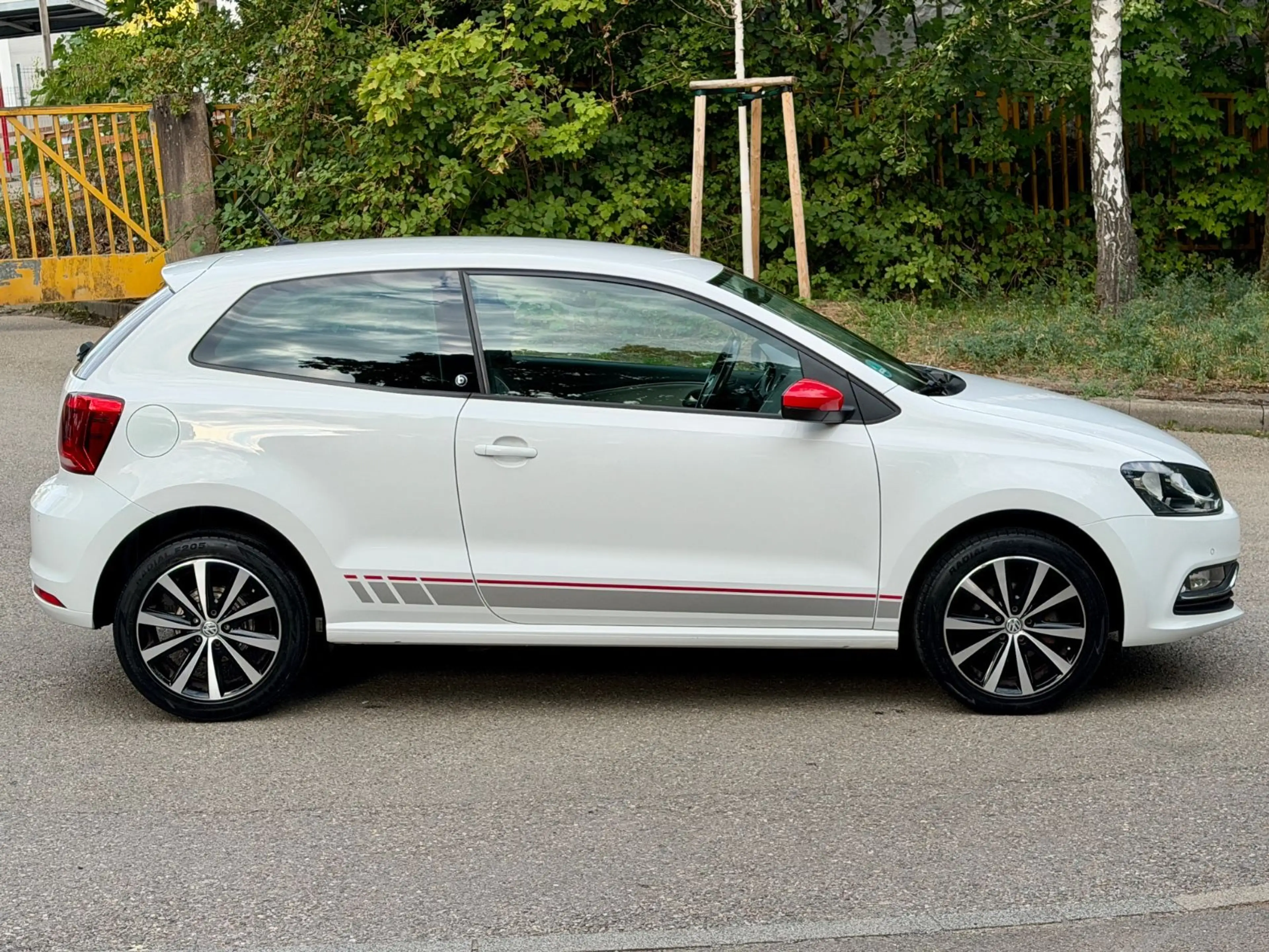 Volkswagen Polo V 1.0 MPI*BEATS*PDC V+H*TEMP*TOUCH*BT*KLIMA — photo 10