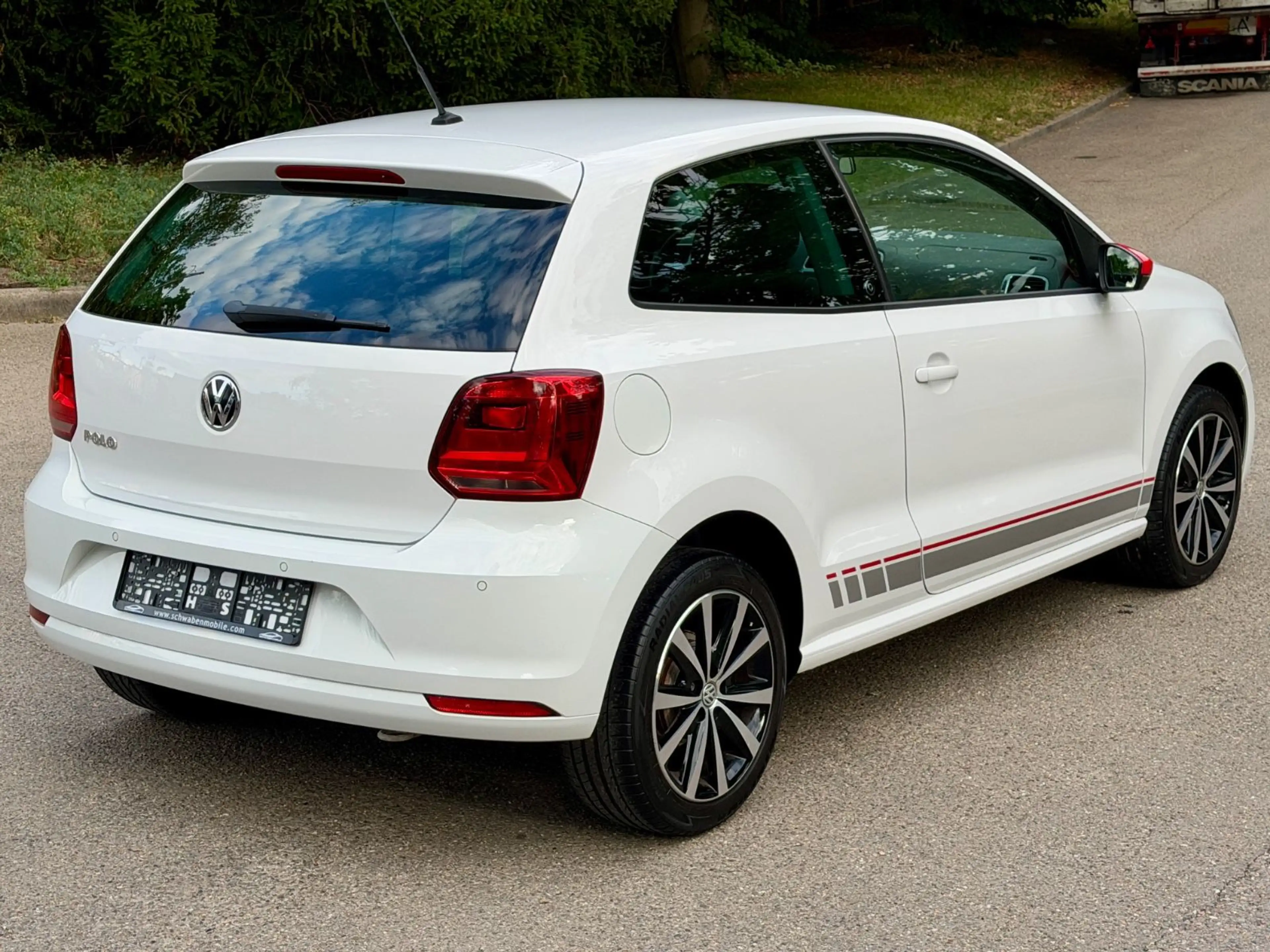 Volkswagen Polo V 1.0 MPI*BEATS*PDC V+H*TEMP*TOUCH*BT*KLIMA — photo 5
