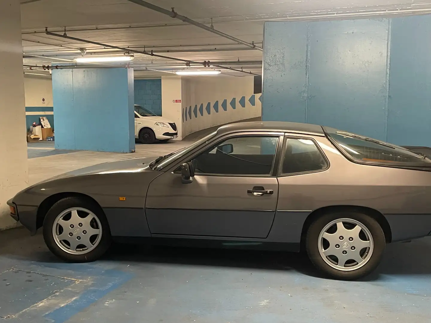 Porsche 924 924 2.0 Turbo Grigio - 1