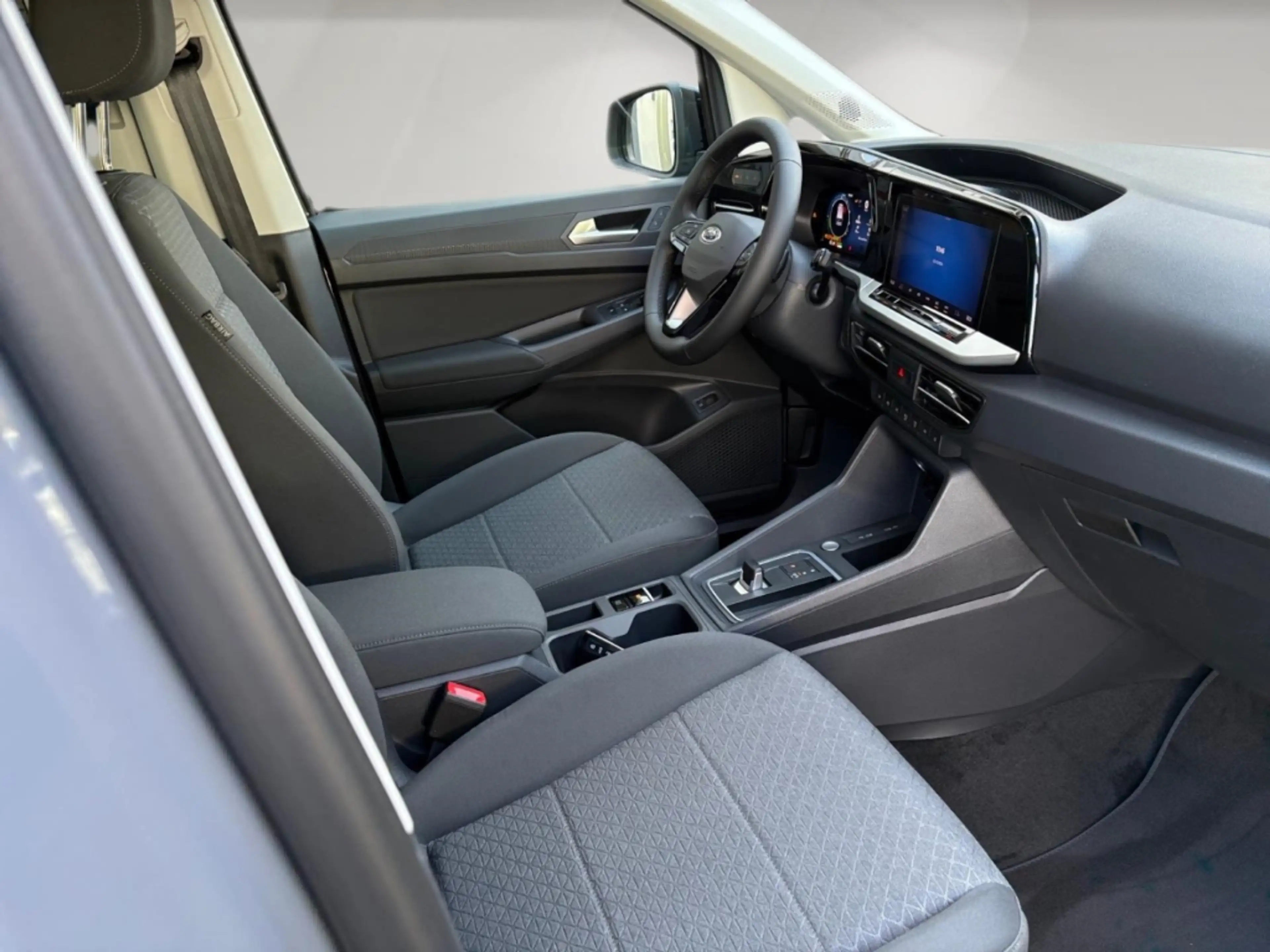 Ford Tourneo Connect Titanium 1,5l EcoBoost AT PHEV Navi Digitales Cock — photo 15