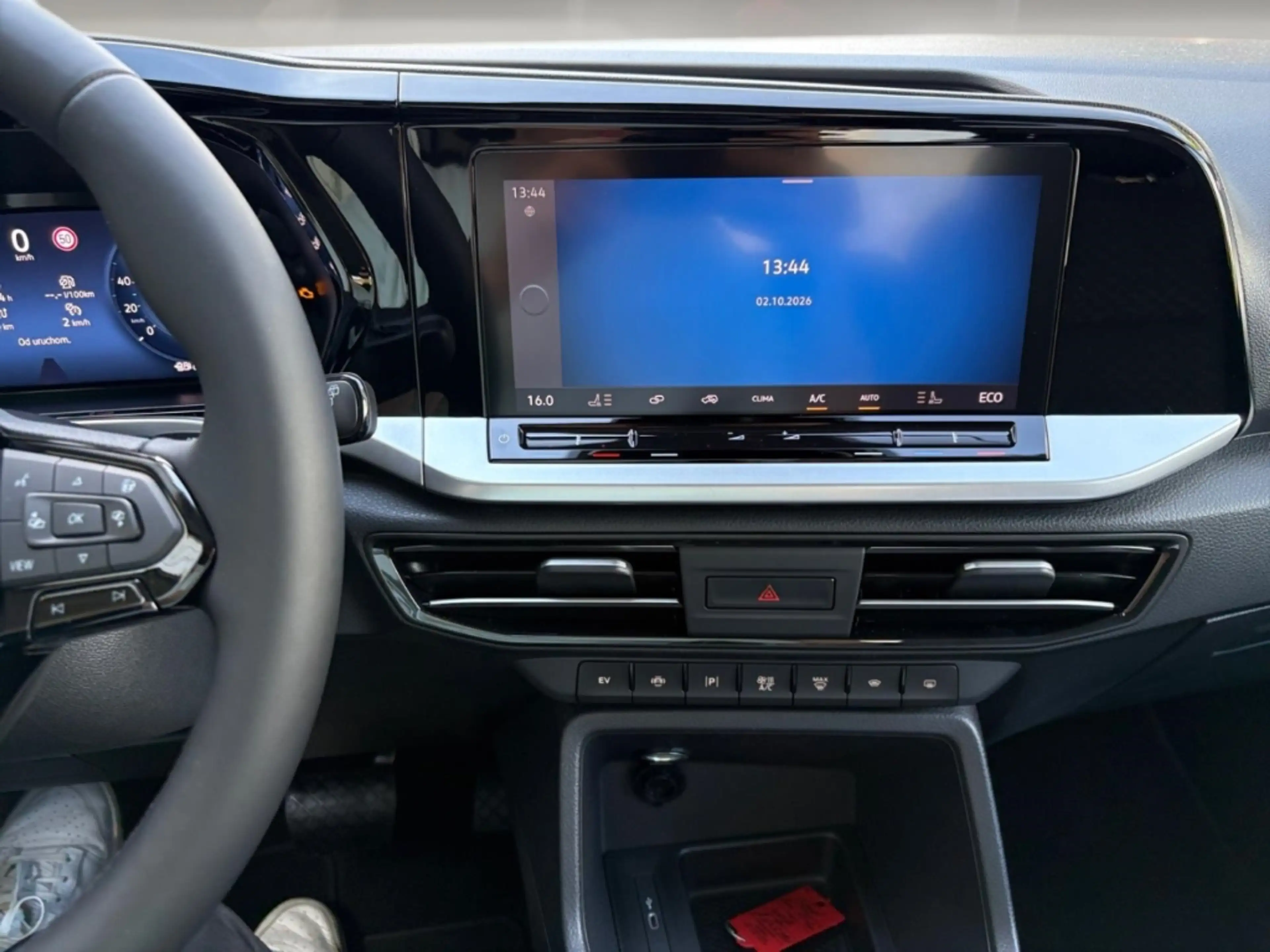 Ford Tourneo Connect Titanium 1,5l EcoBoost AT PHEV Navi Digitales Cock — photo 10