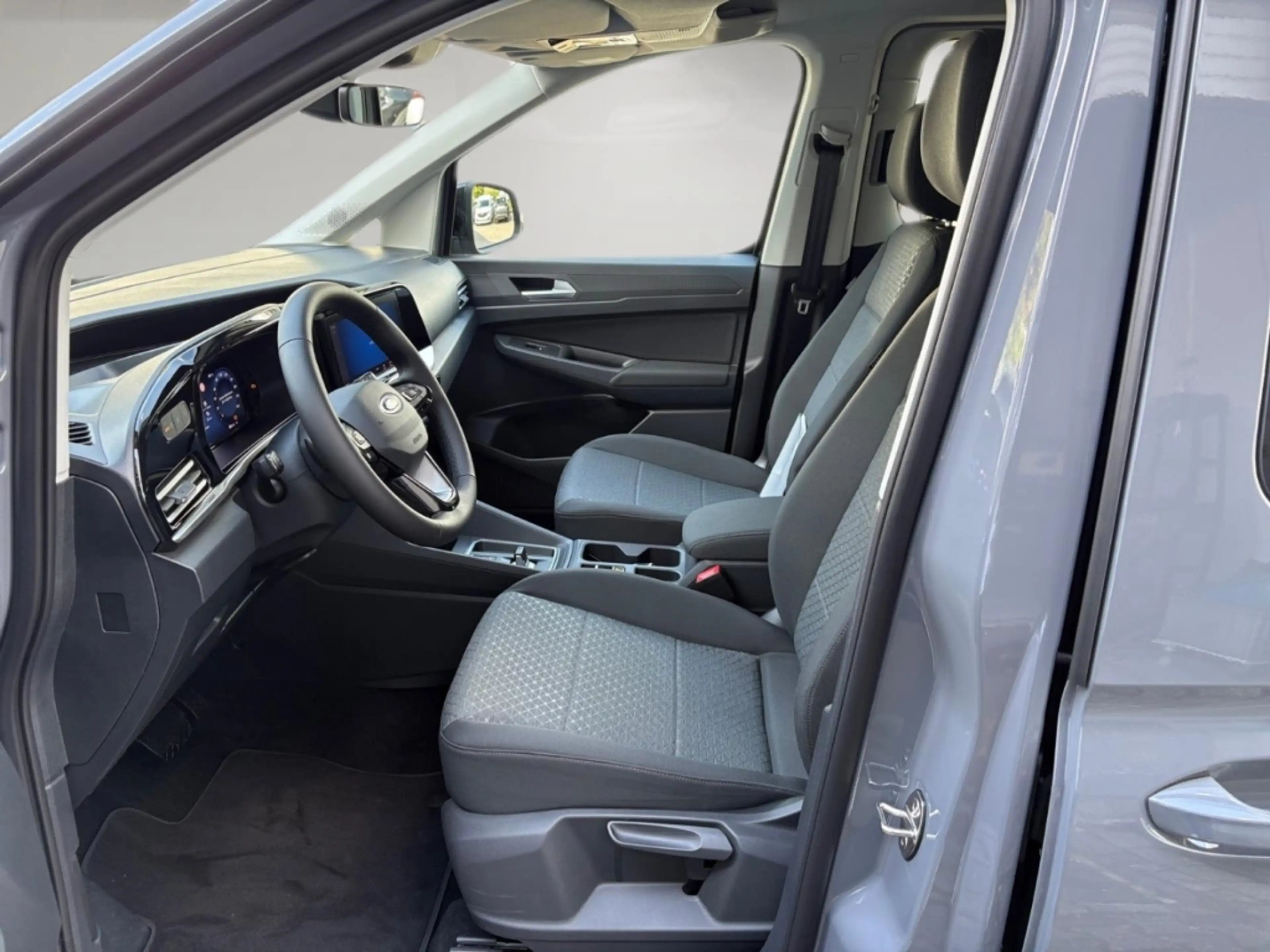 Ford Tourneo Connect Titanium 1,5l EcoBoost AT PHEV Navi Digitales Cock — photo 8