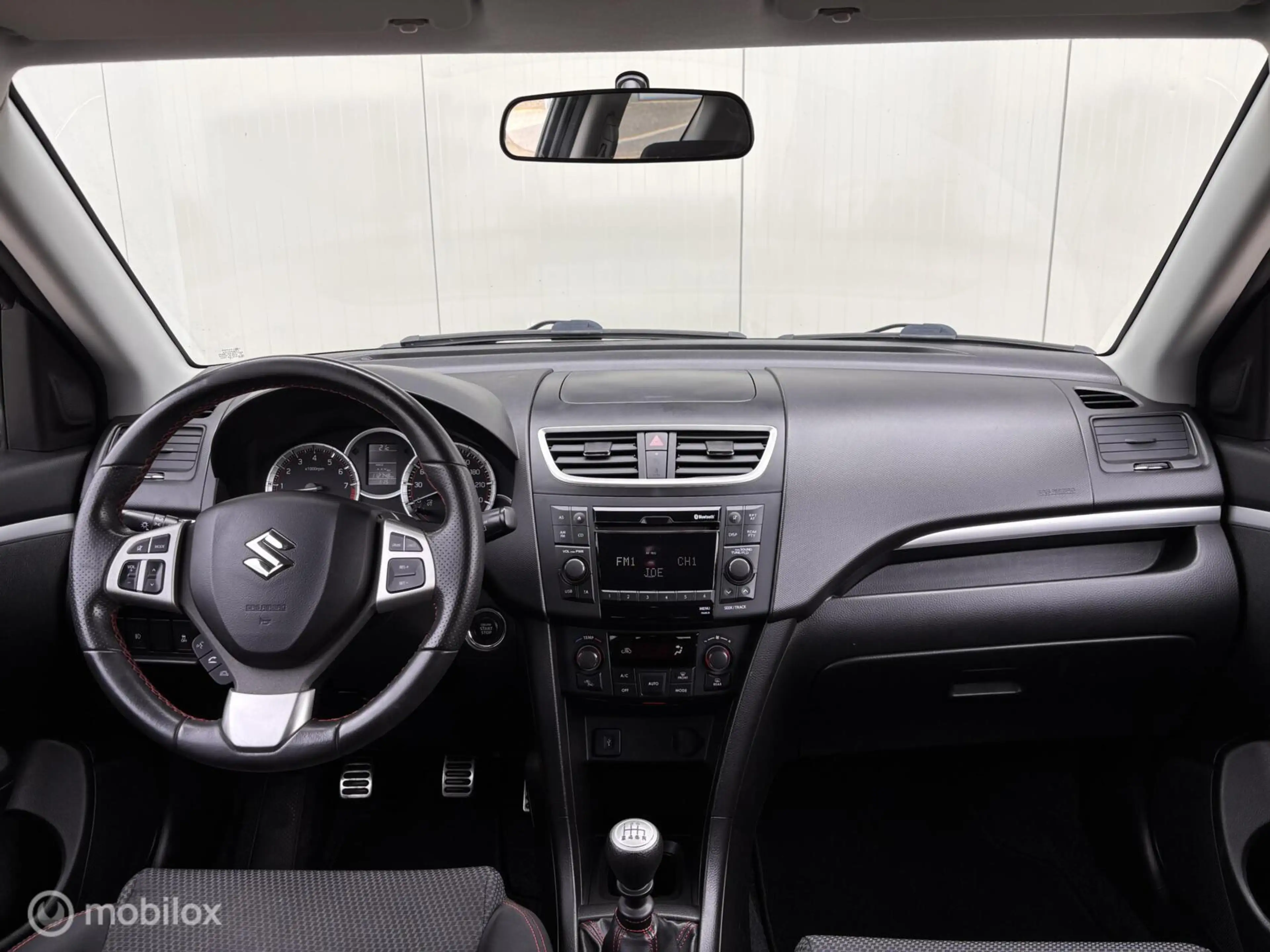 Suzuki Swift 1.6 Sport 136PK Xenon Keyless LIEFHEBBERS AUTO — photo 8