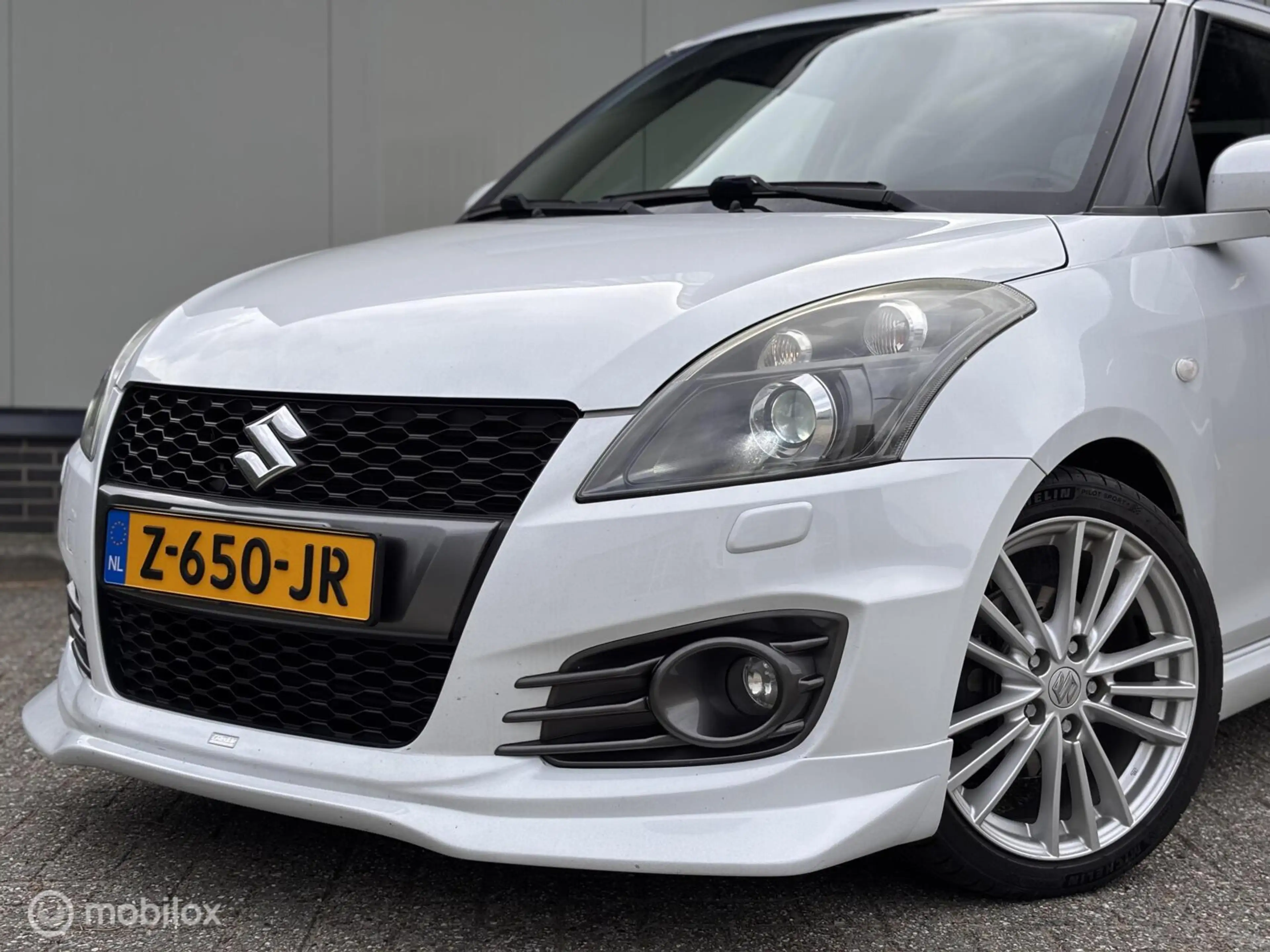 Suzuki Swift 1.6 Sport 136PK Xenon Keyless LIEFHEBBERS AUTO — photo 6