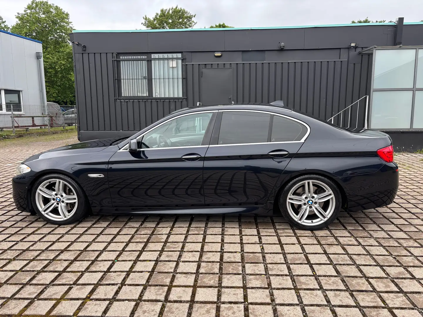 BMW 535 535d M Sport Paket 360* Keyles Sitz Klima Head Up Nero - 1