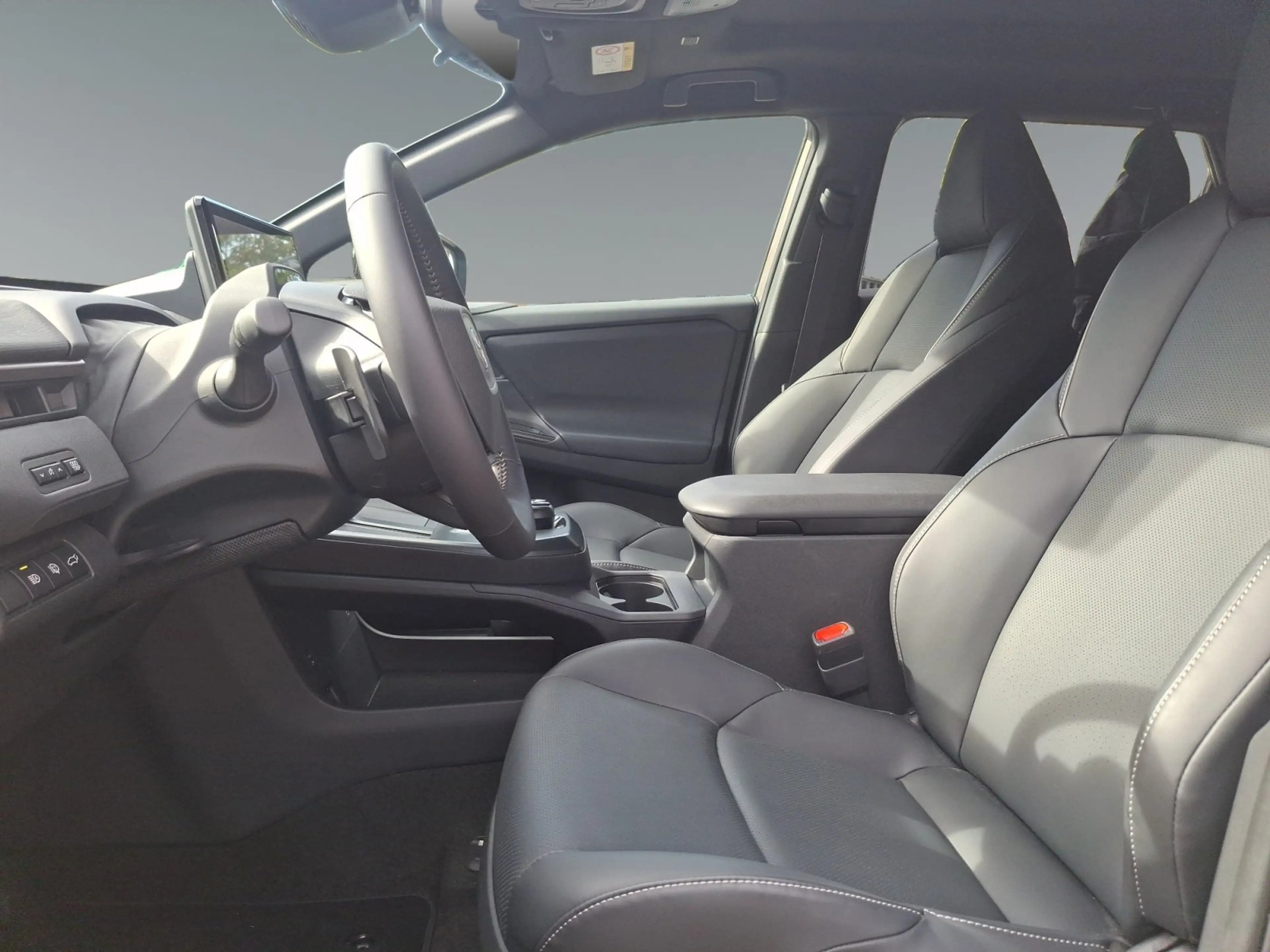 Toyota bZ4X Touring 4X4 Panorama Dach / 360 Kamera — photo 10