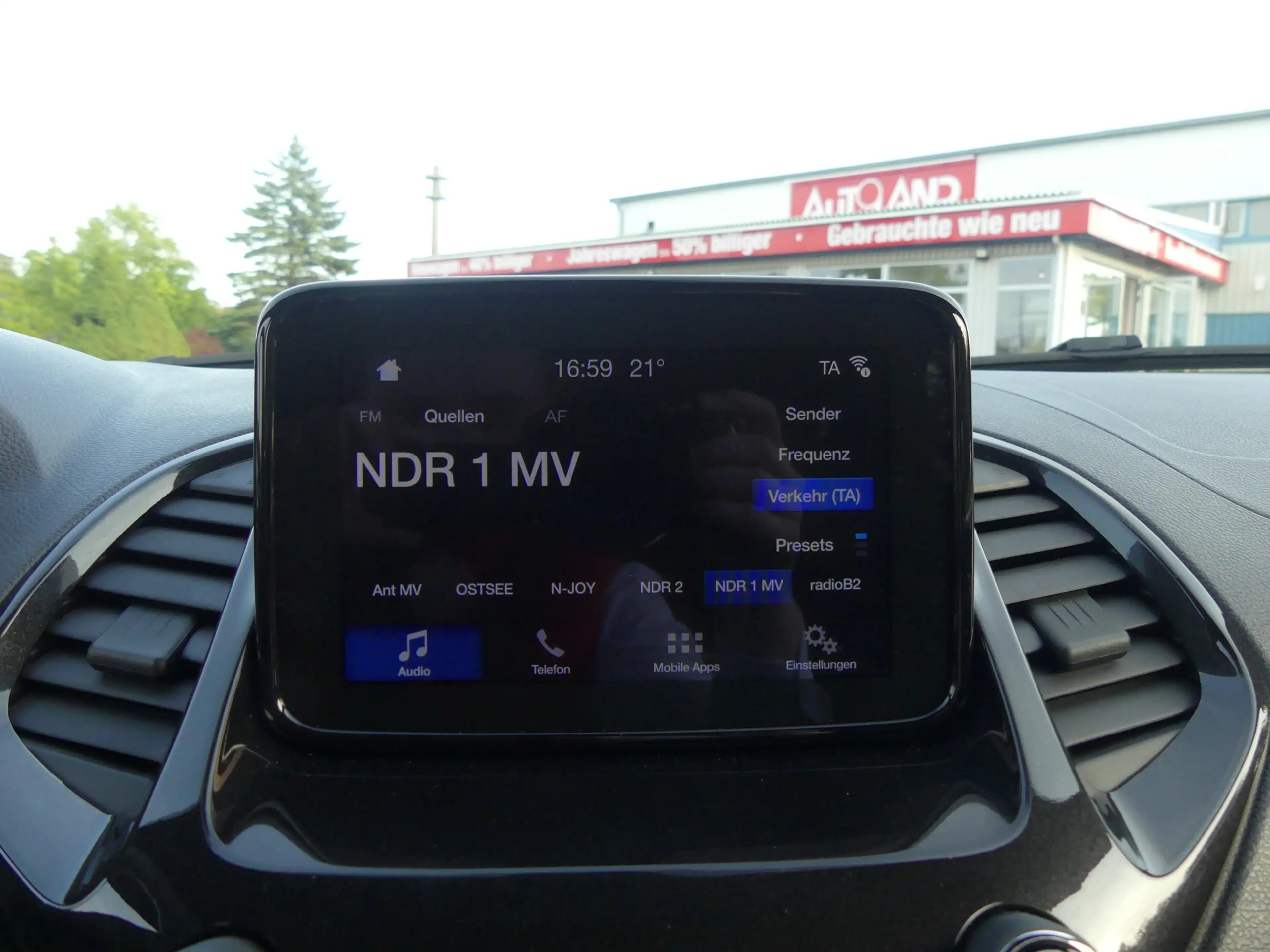 Ford Ka/Ka+ KA+ 1.2 Active Tempomat PDC Klimaaut. Bluetooth — photo 11