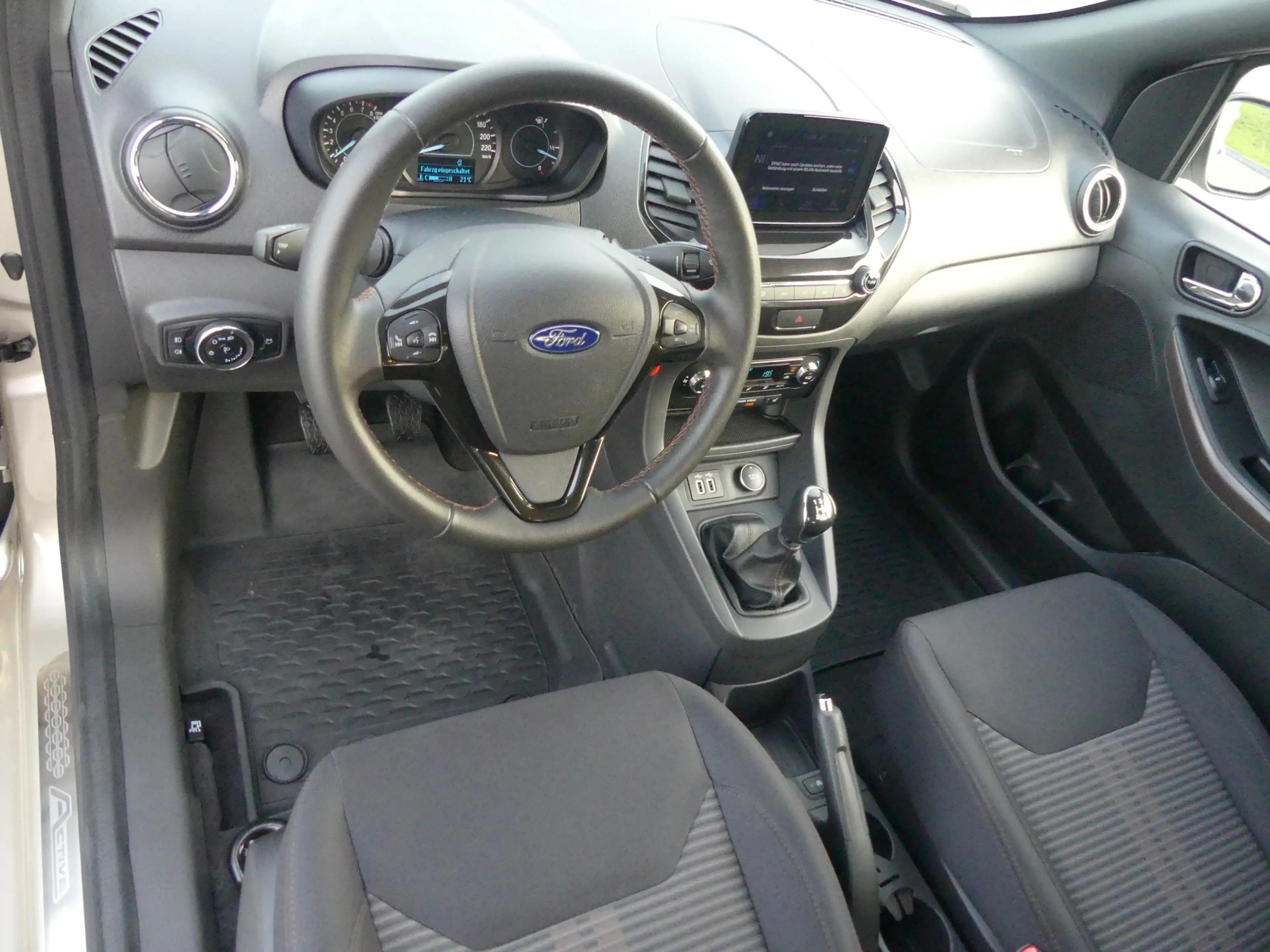 Ford Ka/Ka+ KA+ 1.2 Active Tempomat PDC Klimaaut. Bluetooth — photo 8