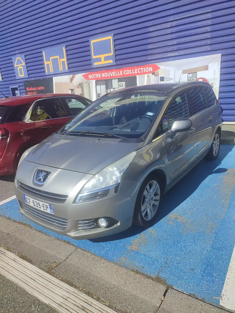 Peugeot 5008 2.0 HDi 150ch FAP BVM6 Allure 7pl - 2