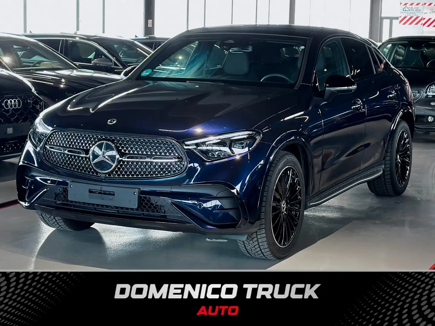 Mercedes-Benz GLC 300 Mercedes Benz GLC 300 d Coupé Amg Line 4 Matic Blauw - 2