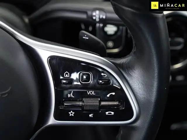 Mercedes-Benz C-Class view 19