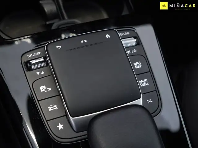 Mercedes-Benz C-Class view 21
