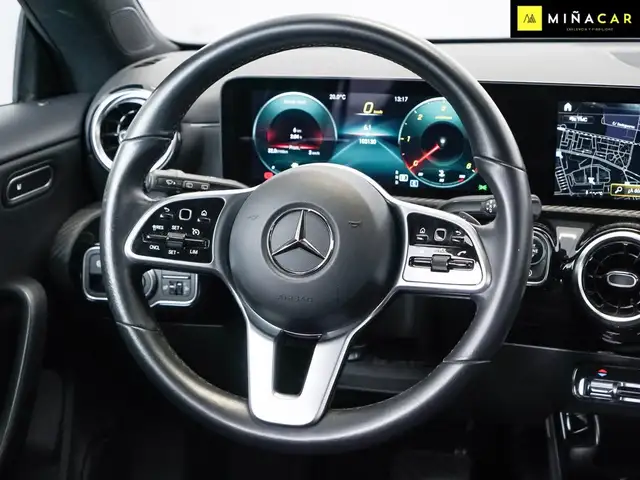 Mercedes-Benz C-Class view 17