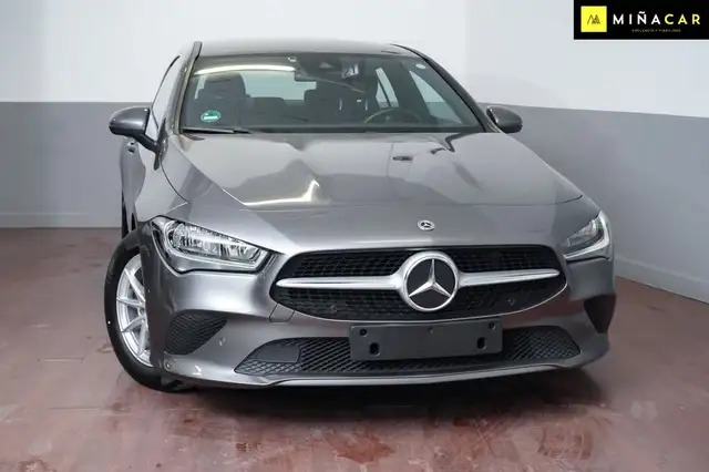 Mercedes-Benz C-Class view 2