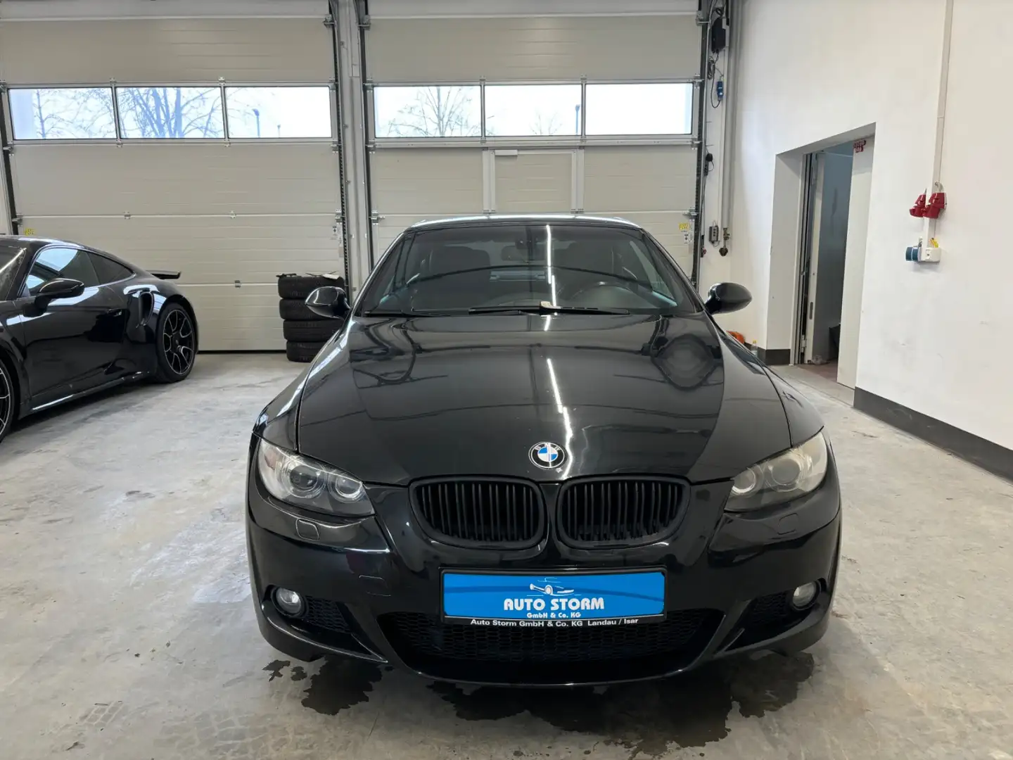 BMW 320 i Cabrio M Sport*Xenon*Leder* Schwarz - 2