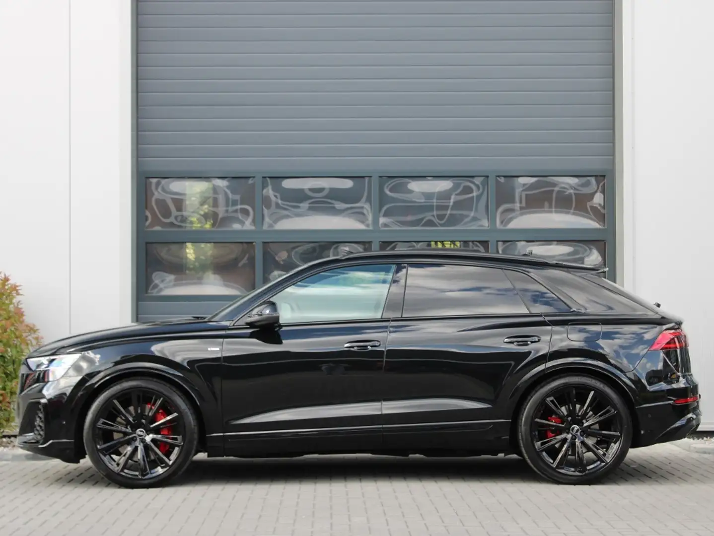 Audi Q8 60 TFSI e Quattro Competition | Head-up | 360 Came Zwart - 2