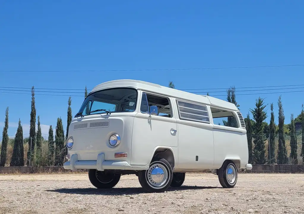 Volkswagen T2 1971 из Европы — купить под ключ