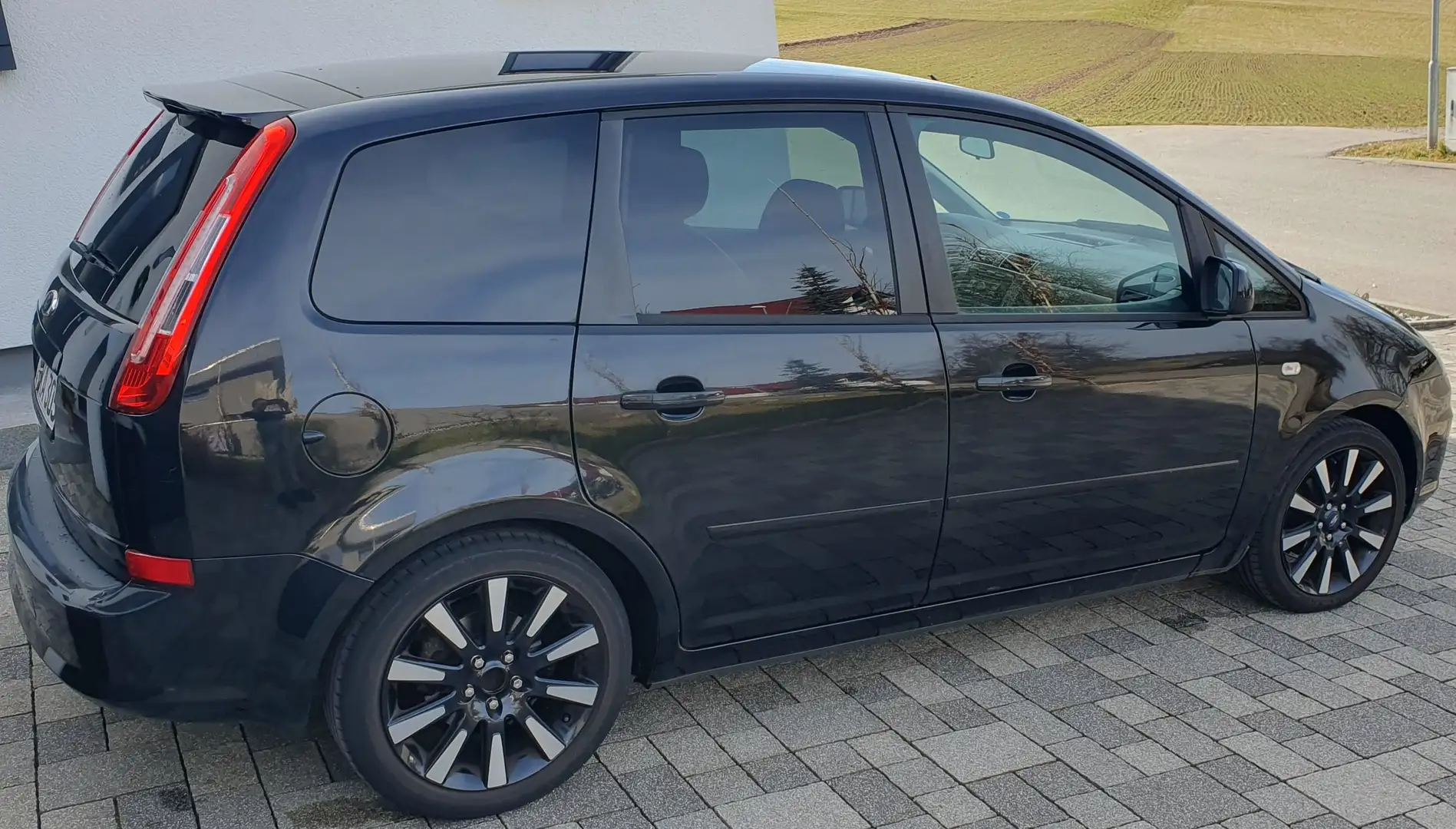 Ford C-Max C-MAX 1.8 Black Magic Schwarz - 1