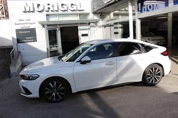 2.0 i-MMD Hybrid Elegance e-CVT Aut.