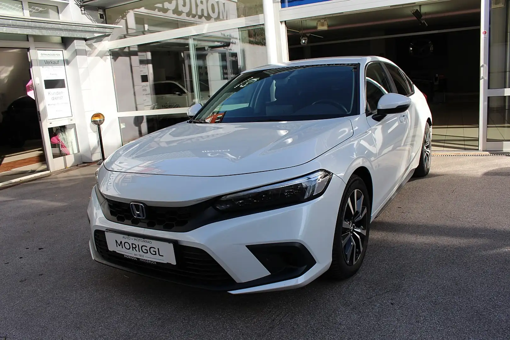 Honda Civic 2.0 i-MMD Hybrid Elegance e-CVT Aut. Weiß - 2