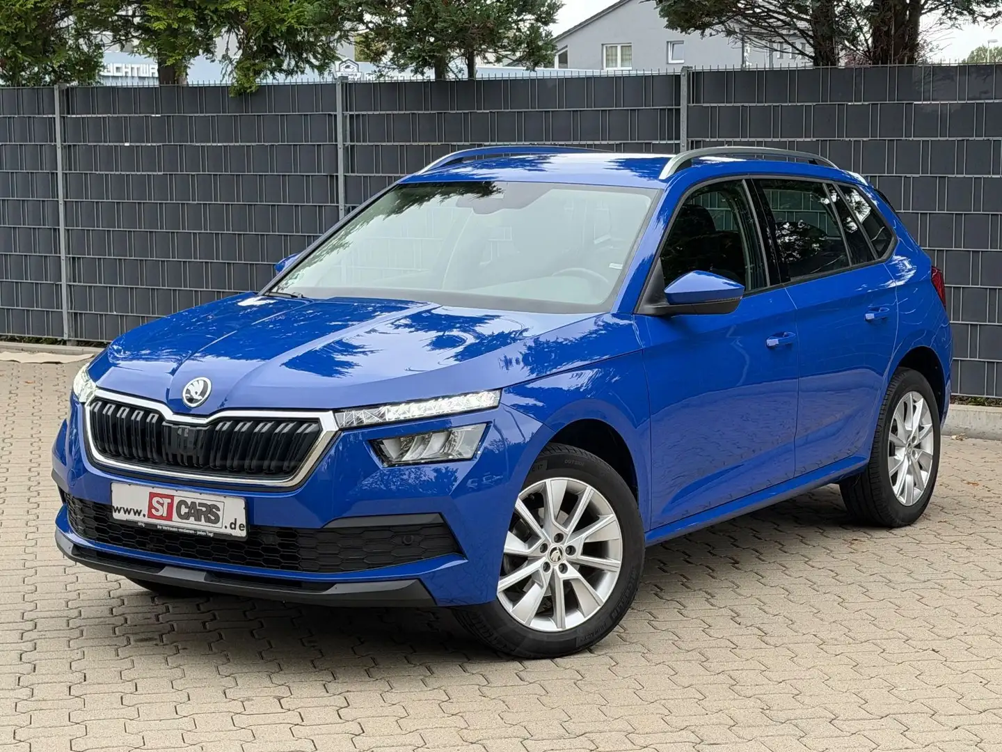 Skoda Kamiq Style 1.5 TSI DSG AHK NAVI LED Blau - 1