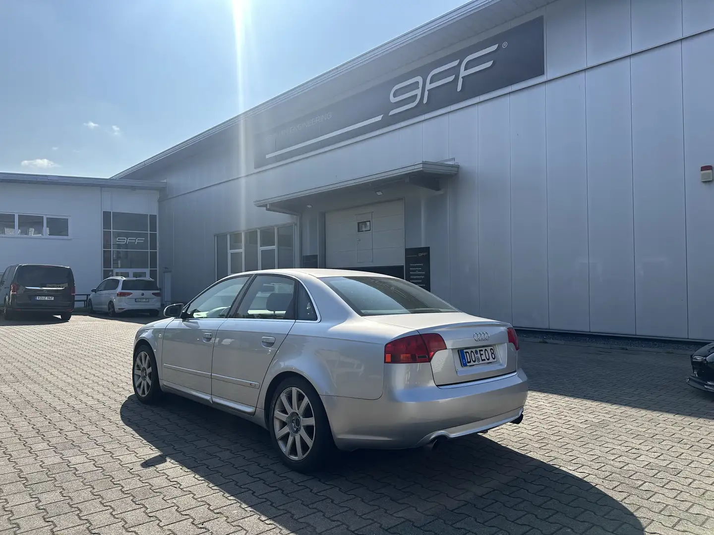Audi A4 B7 2.0 tfsi Motorumbau EA113 9FF - 1