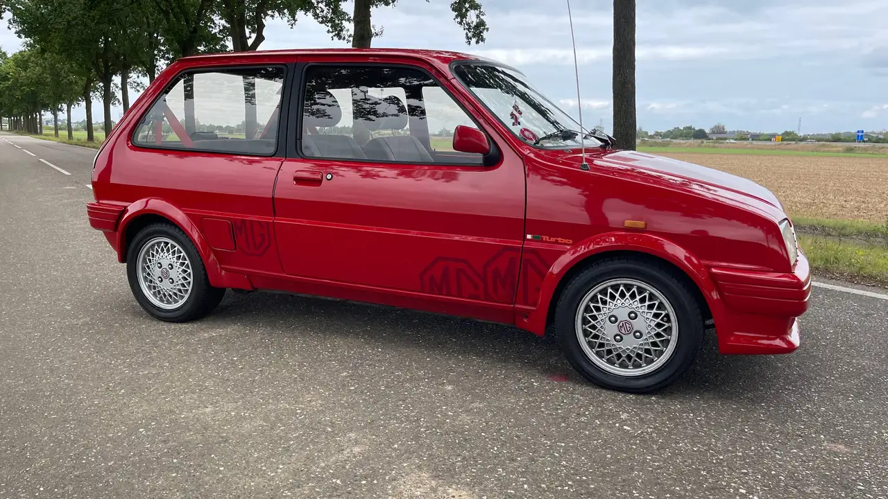 MG Metro Turbo, series 2, foto 7