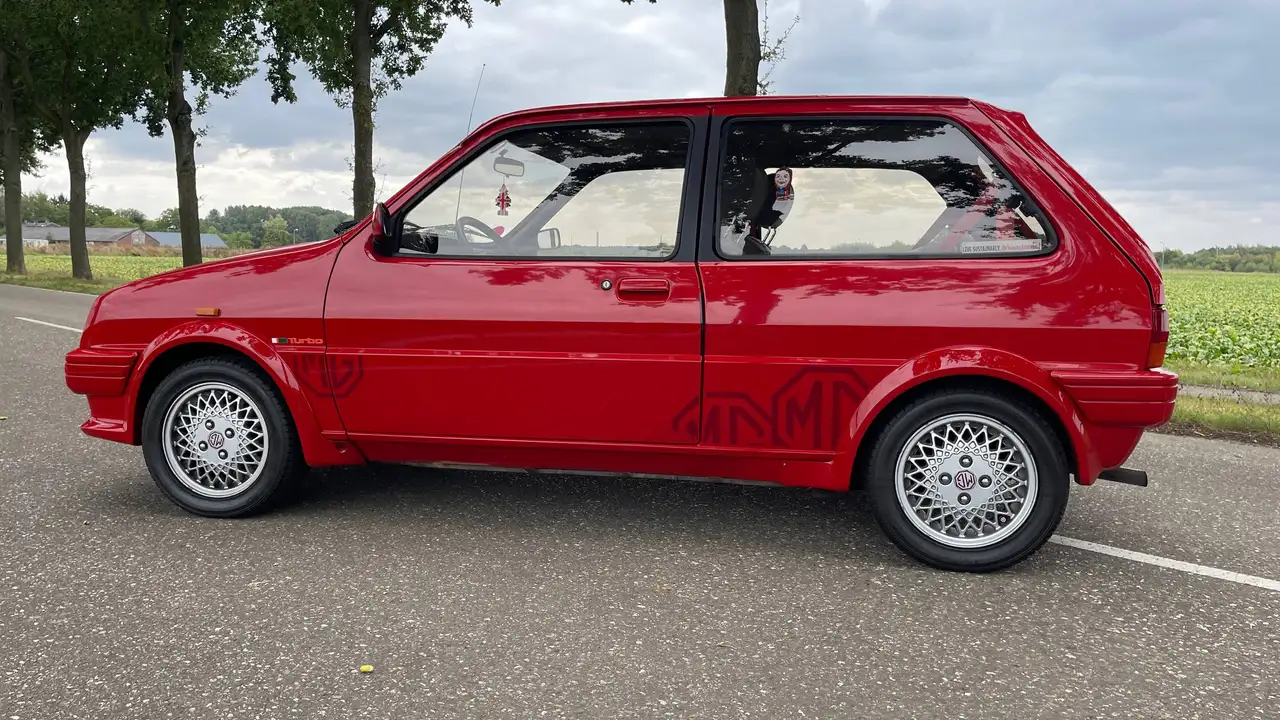 MG Metro Turbo, series 2, foto 2