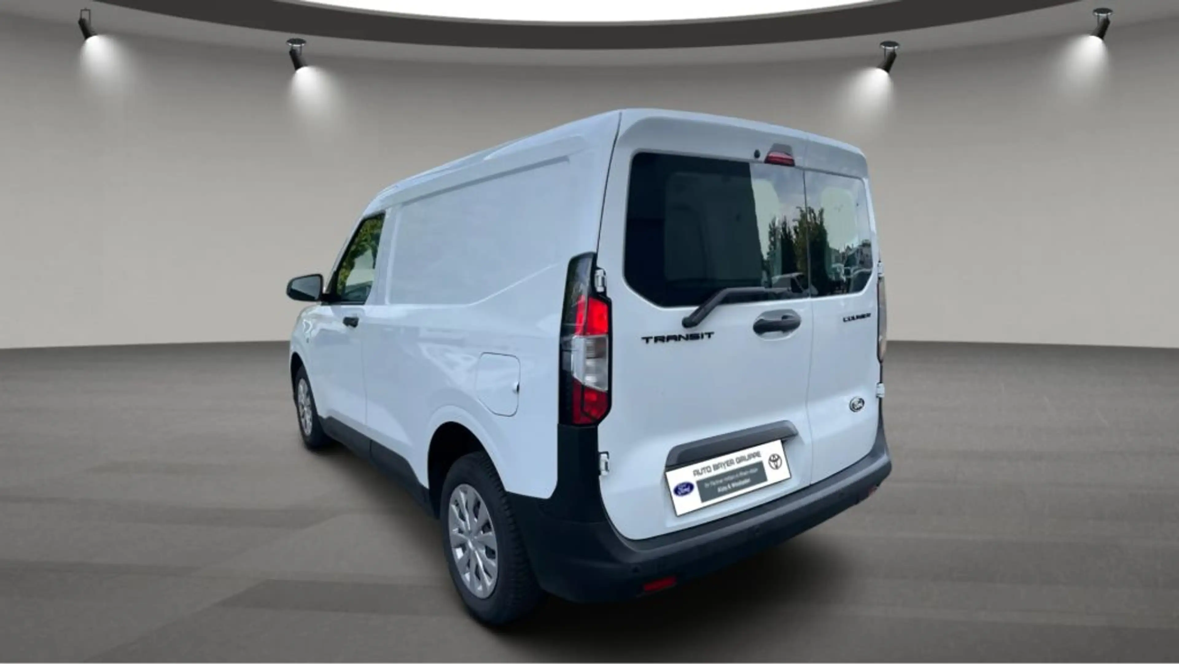 Ford Transit Courier 1,0 l EcoBoost Trend — photo 5