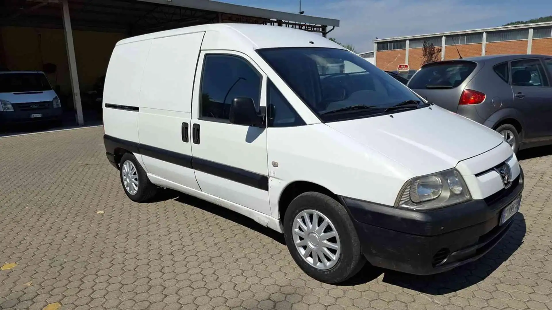 Peugeot Expert 230C 2.0 HDi POSTI  3 Gris - 2