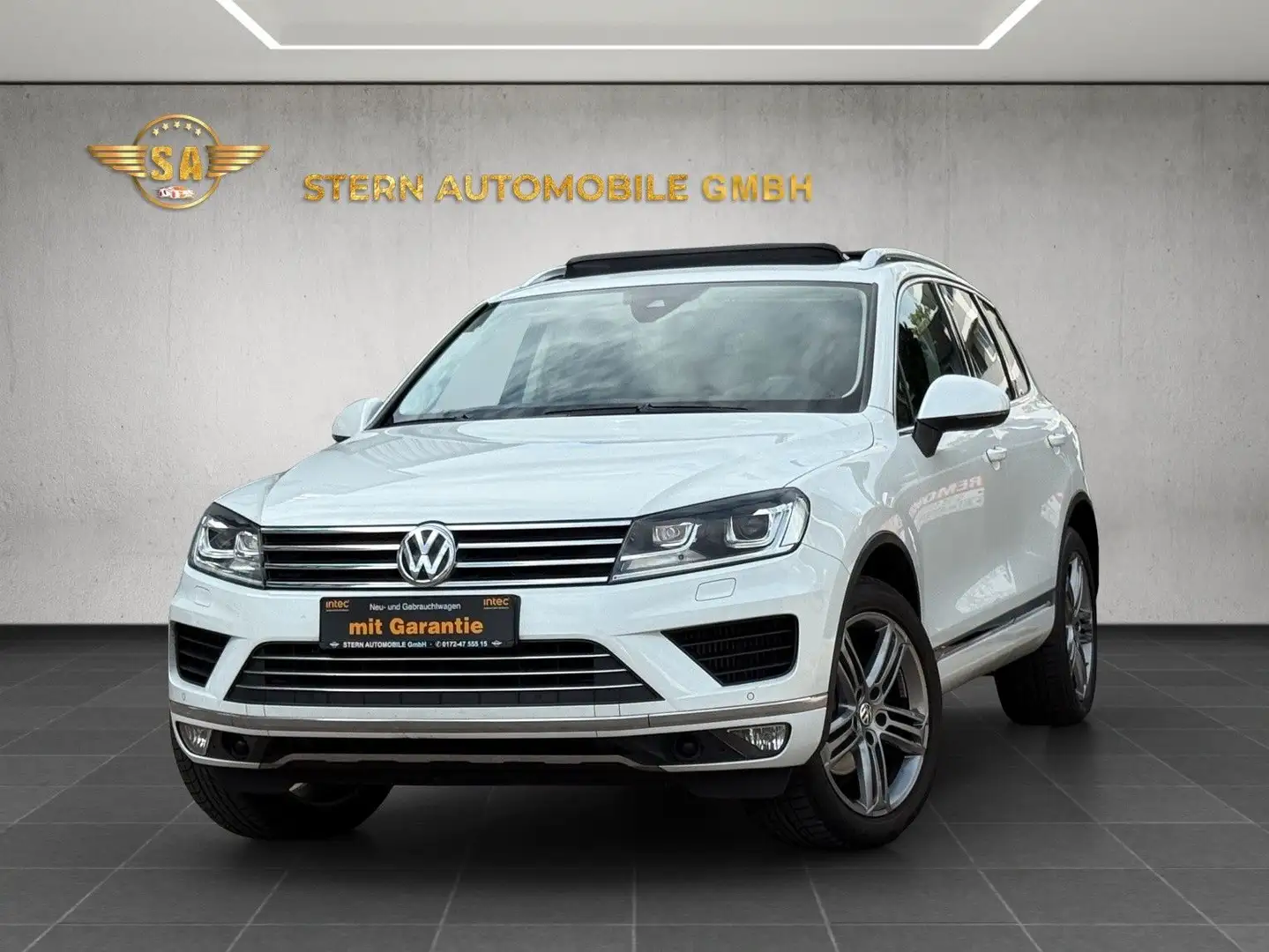 Volkswagen Touareg V6 TDI Executive Edition Terrain Tech Weiß - 1
