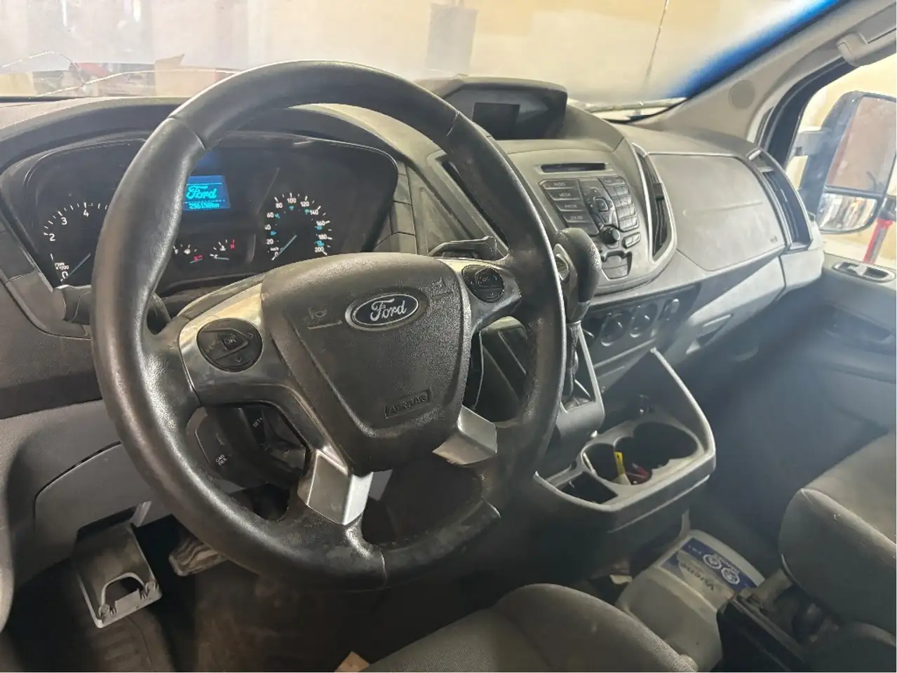 Ford E-Transit photo Ford E-Transit